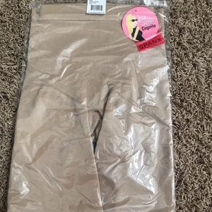 Spanx Slim Cognito mid thigh shaper